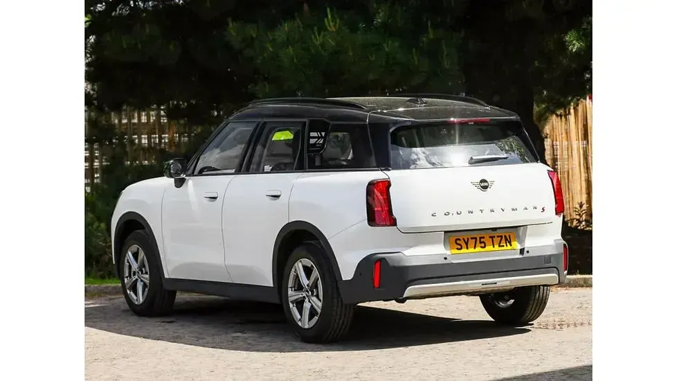 Used Mini Countryman Classic 218 HP (160 kW) 2025 White SUV