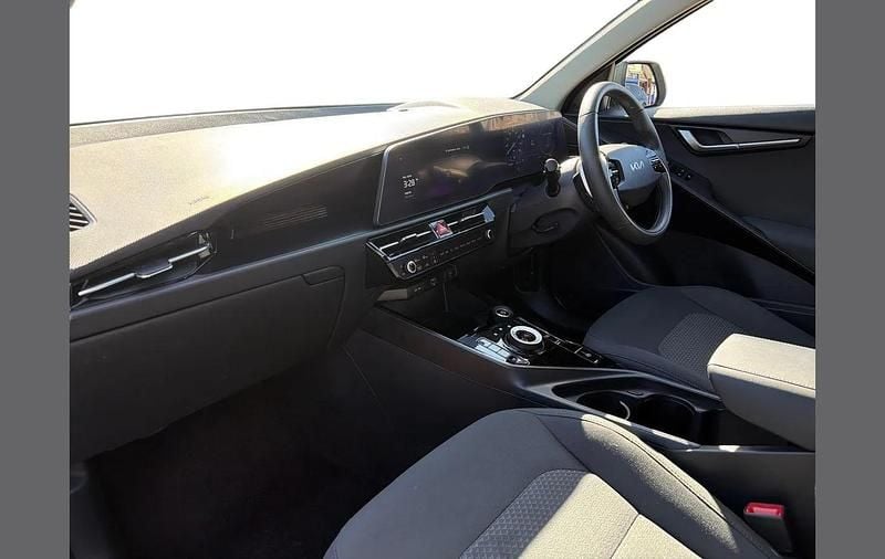 Used Kia e-Niro 150 kW (204 HP) 2025 Green SUV