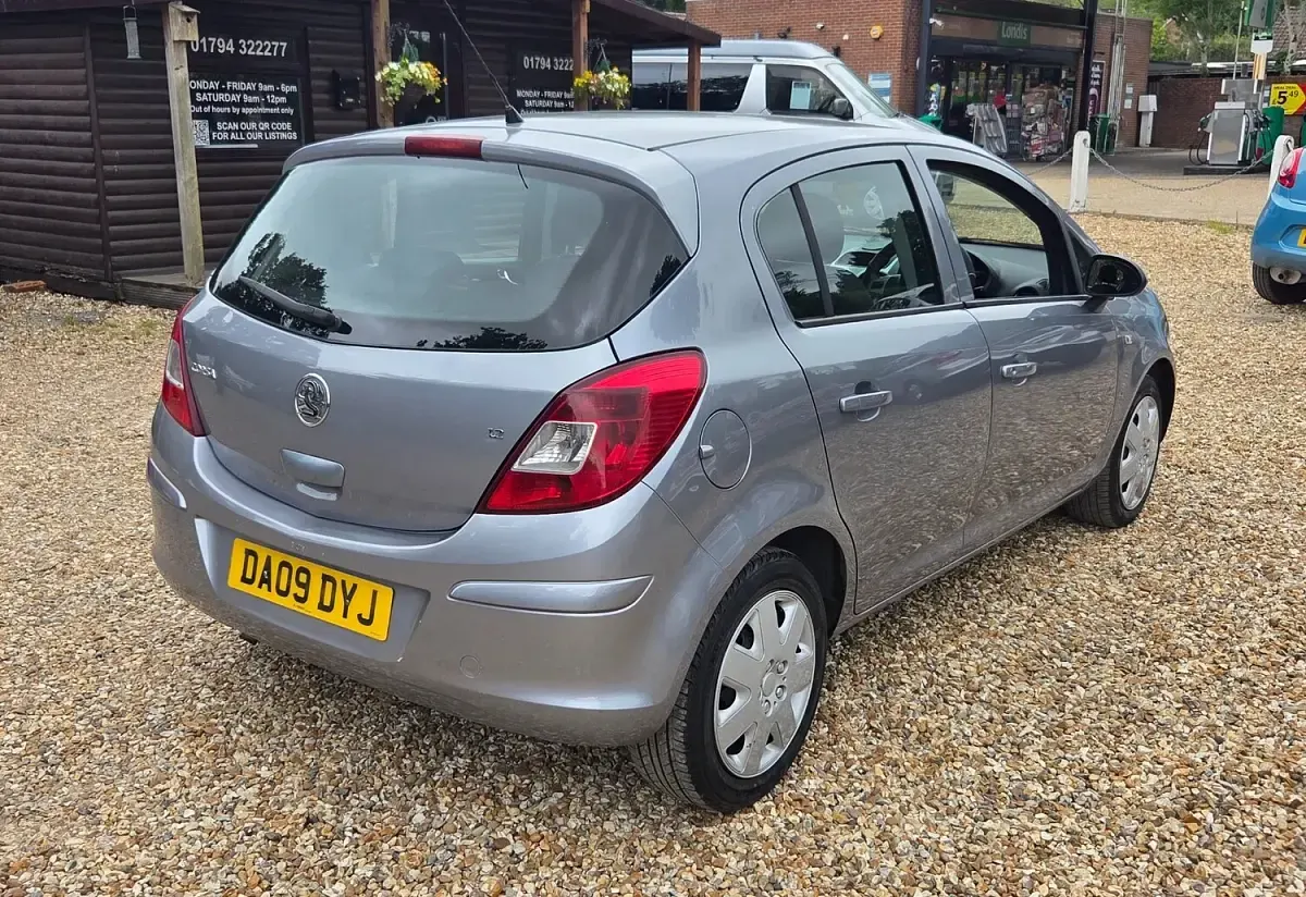 Used Vauxhall Corsa Club 2009 Silver Hatchback