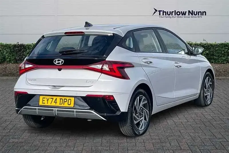 Used Hyundai i20 Advanced 101 HP (74 kW) 2024 Grey Hatchback