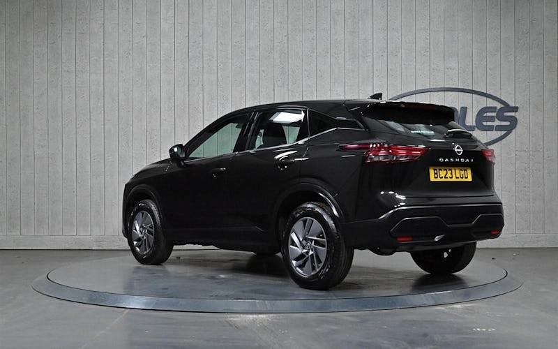 Used Nissan Qashqai Acenta Premium 140 HP (102 kW) 2023 Black SUV