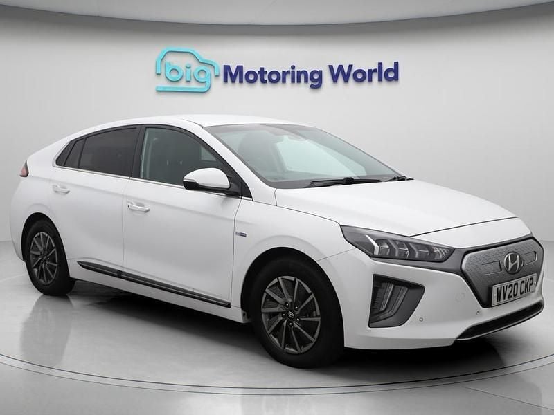 White Used 2020 Hyundai Ioniq Premium SE Sedan | £9,800 (Good price) - Image 1/4