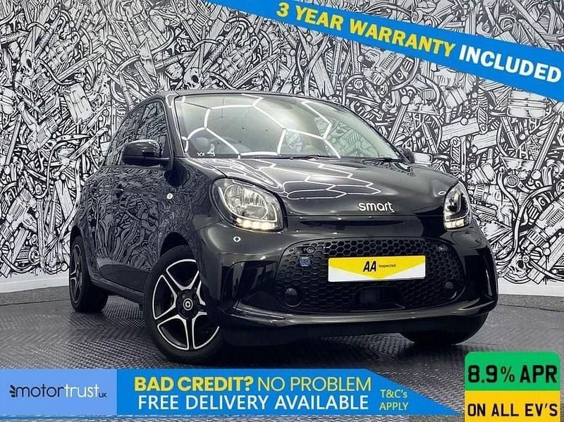 Used Smart ForFour Electric Drive Premium 60 kW (82 HP) 2021 Black Hatchback