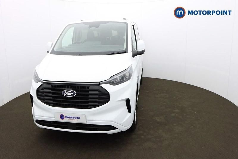 Used Ford Transit Custom Limited 136 HP (100 kW) 2024 White Estate