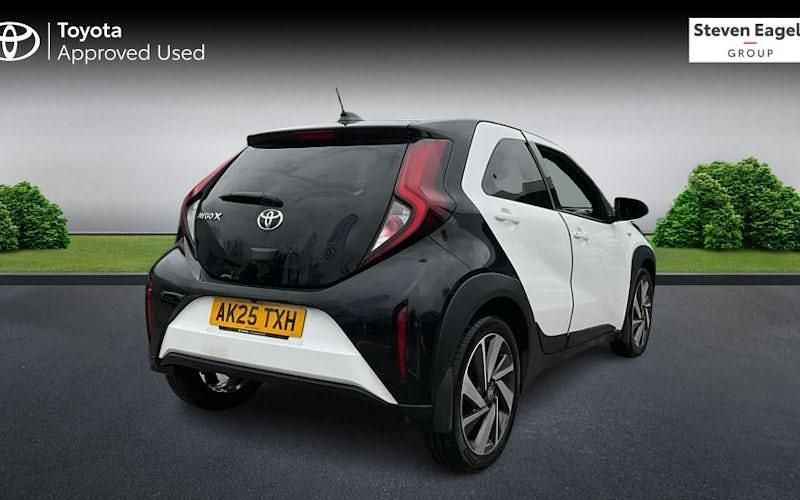 Used Toyota Aygo X 72 HP (52 kW) 2025 SUV