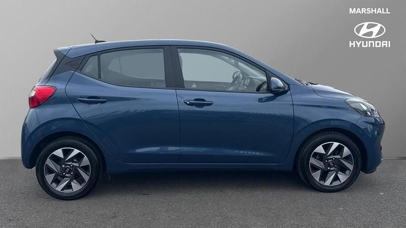 Used Hyundai i10 Advanced 63 HP (46 kW) 2024 Blue Hatchback