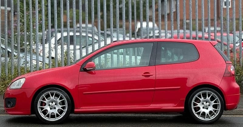 Used VW Golf V Edition 2007 Red Hatchback