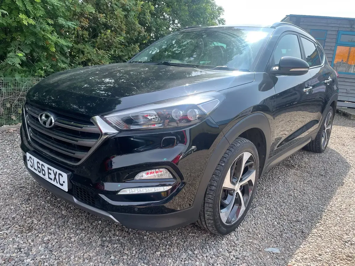 Used Hyundai Tucson Premium SE 136 HP (100 kW) 2016 Black SUV
