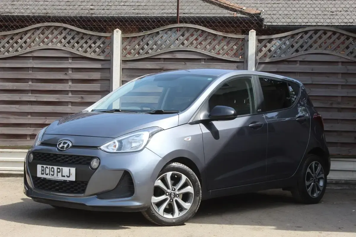 Używany Hyundai i10 67 KM (49 kW) 2019 Szary Hatchback