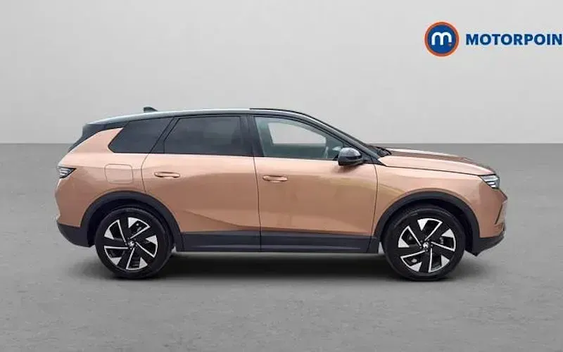 Used Vauxhall Grandland X 136 HP (100 kW) 2025 Brown SUV