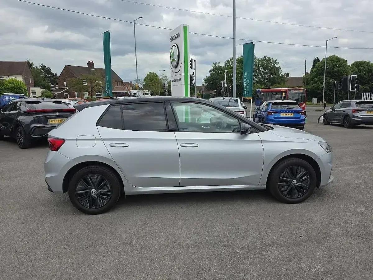 Used Skoda Fabia Colour Edition 70 HP (51 kW) 2023 Brilliant silver metallic body / black magic pearl effect roof Hatchback