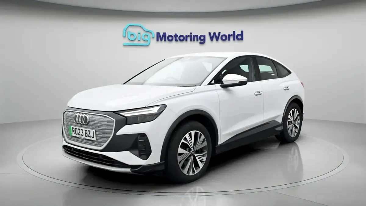 Used Audi Q4 Sportback e-tron Sport 150 kW (204 HP) 2023 White SUV