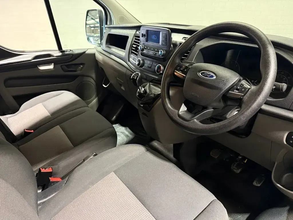 Used Ford Transit Custom S 130 HP (95 kW) 2023 White Van