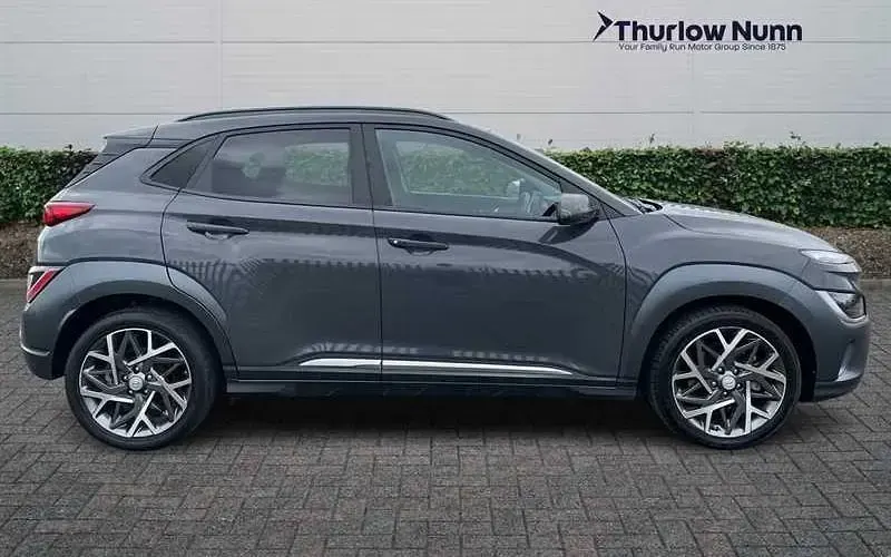 Used Hyundai Kona Premium 141 HP (103 kW) 2022 Grey SUV