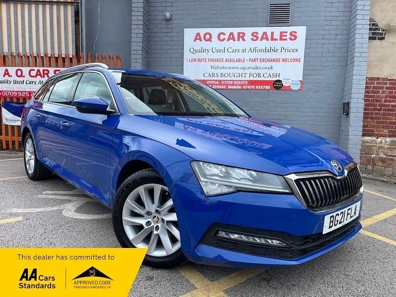 Blue Used 2021 Skoda Superb SE Estate | £15,990 (Fair price) - Image 1/4