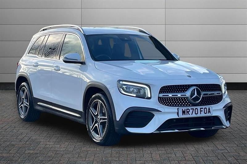 Used Mercedes GLB200 AMG line 163 HP (119 kW) 2020 Polar white SUV