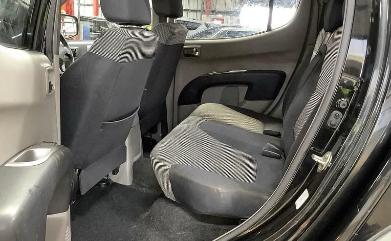 Used Mitsubishi L200 Warrior 134 HP (98 kW) 2006 Black Pickup