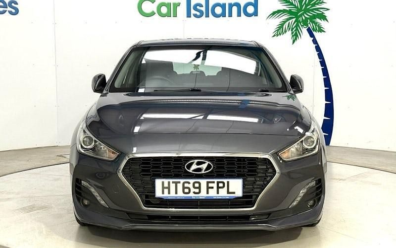 Used Hyundai i30 SE 110 HP (80 kW) 2018 Hatchback
