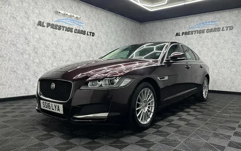 Used Jaguar XF Prestige 163 HP (119 kW) 2020 Sedan
