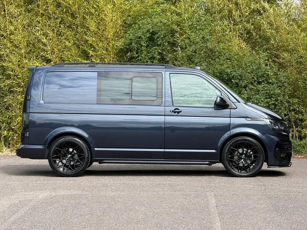 Used VW T6.1 Highline 150 HP (110 kW) 2020 Blue Van