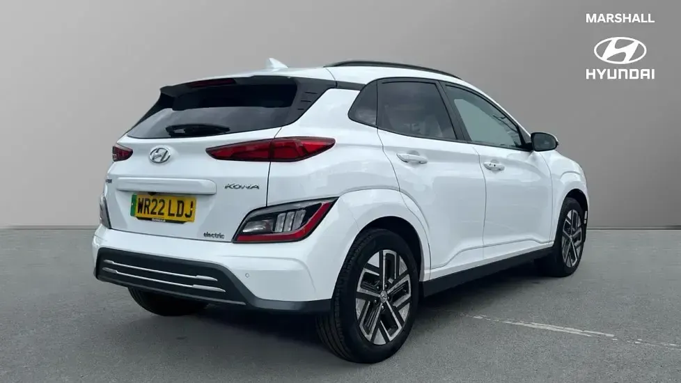 Used Hyundai Kona Premium 150 kW (204 HP) 2022 White SUV