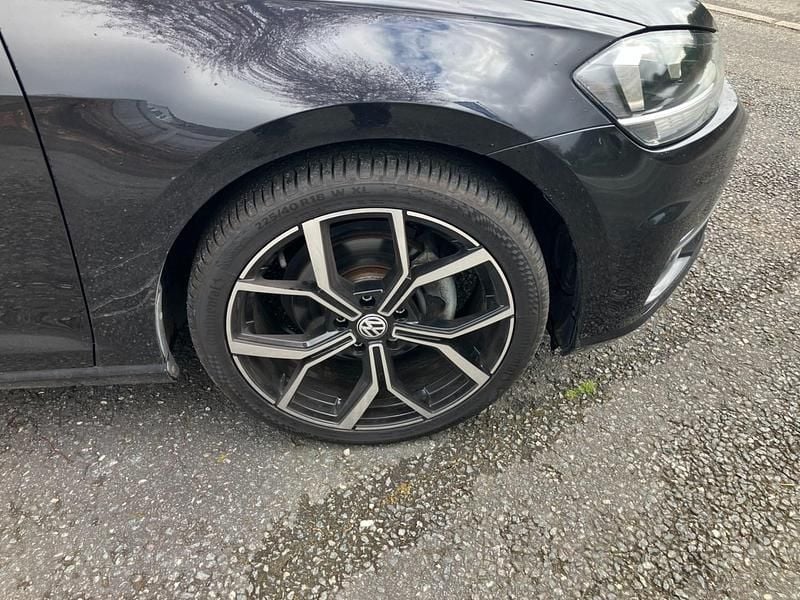 Używany VW Golf VII GT 150 KM (110 kW) 2018 Czarny Kombi