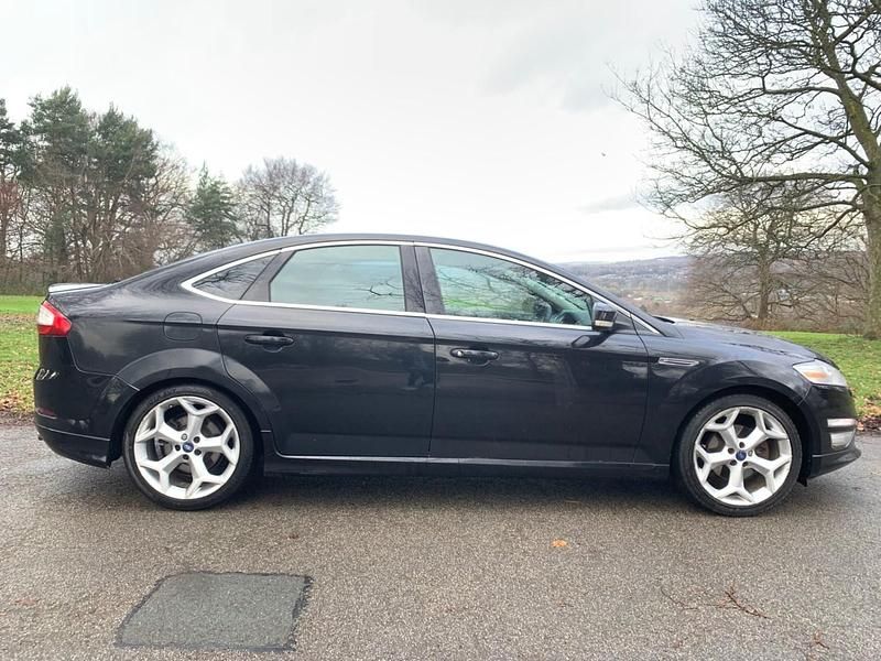 Used Ford Mondeo Titanium X 200 HP (147 kW) 2011 Black Hatchback