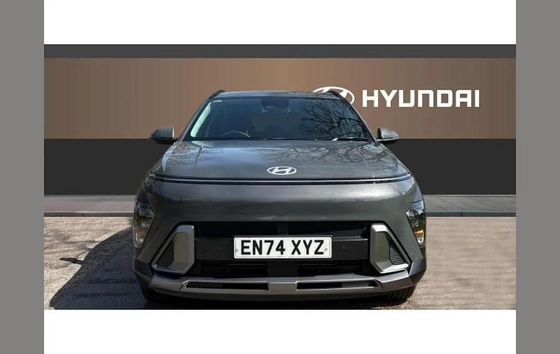 Used Hyundai Kona Advanced 129 HP (94 kW) 2024 Grey SUV