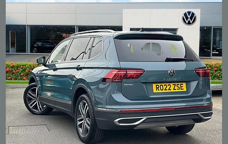 Used VW Tiguan Allspace Elegance 150 HP (110 kW) 2022 Blue SUV