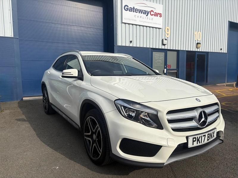 Used Mercedes GLA250 AMG line 211 HP (155 kW) 2017 White SUV