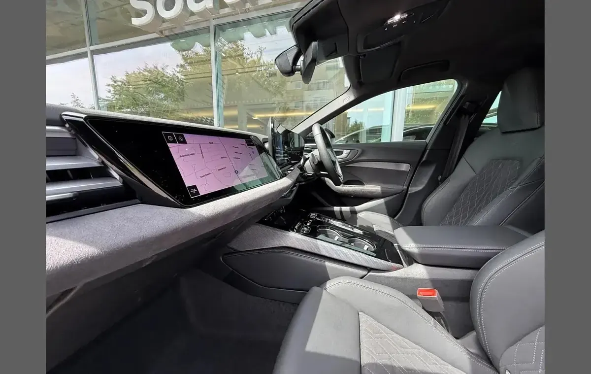 Used Audi A5 Advanced 200 HP (147 kW) 2025 Black Estate