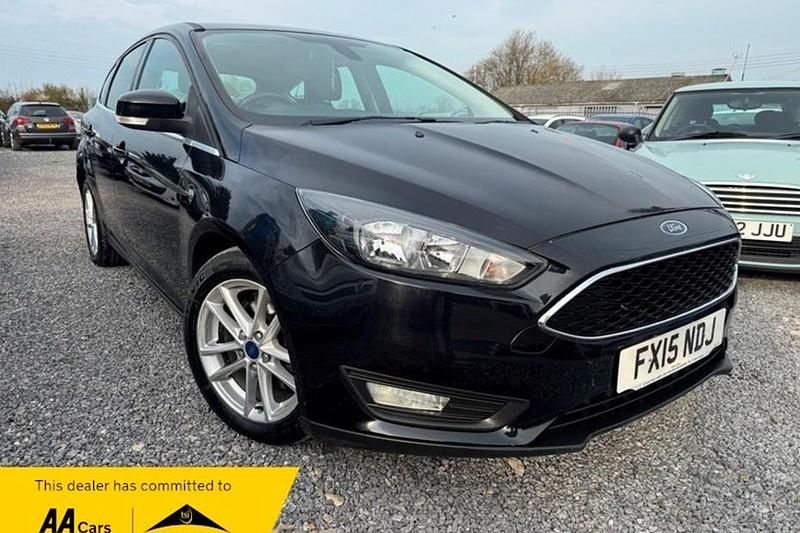 Used Ford Focus Zetec 115 HP (84 kW) 2015 Hatchback