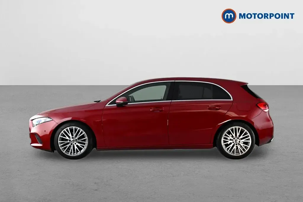 Used Mercedes A200 Executive 163 HP (119 kW) 2022 Red Hatchback
