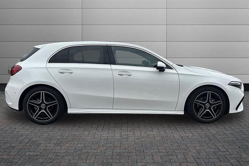 Used Mercedes A180 Executive 136 HP (100 kW) 2025 White Hatchback