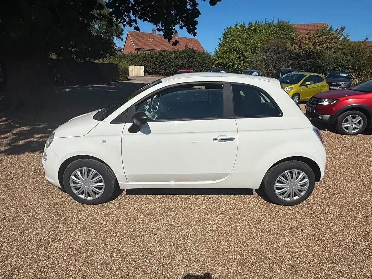 Used Fiat 500 Pop 2015 White Hatchback