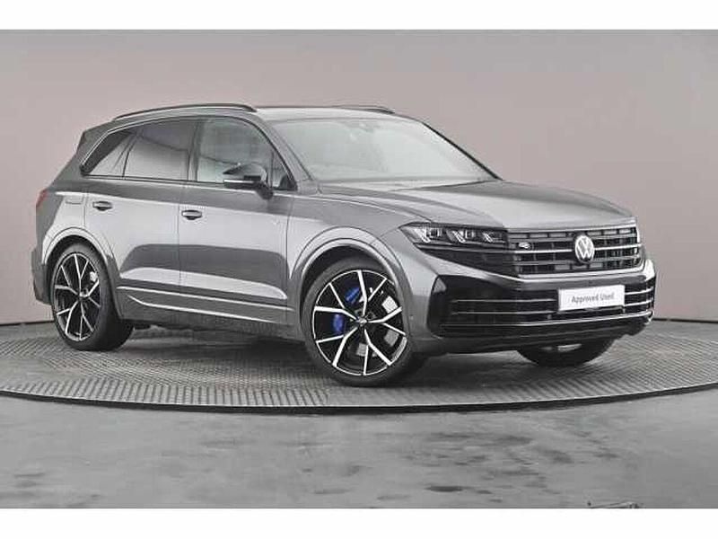 Used 2025 VW Touareg SUV | £61,608 (A bit pricey) - Image 1/4