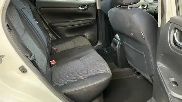 Używany Nissan Pulsar Acenta 110 KM (80 kW) 2015 Biały Hatchback