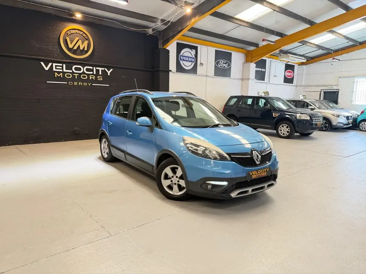 Used Renault Scénic III Dynamique 110 HP (80 kW) 2013 Blue MPV