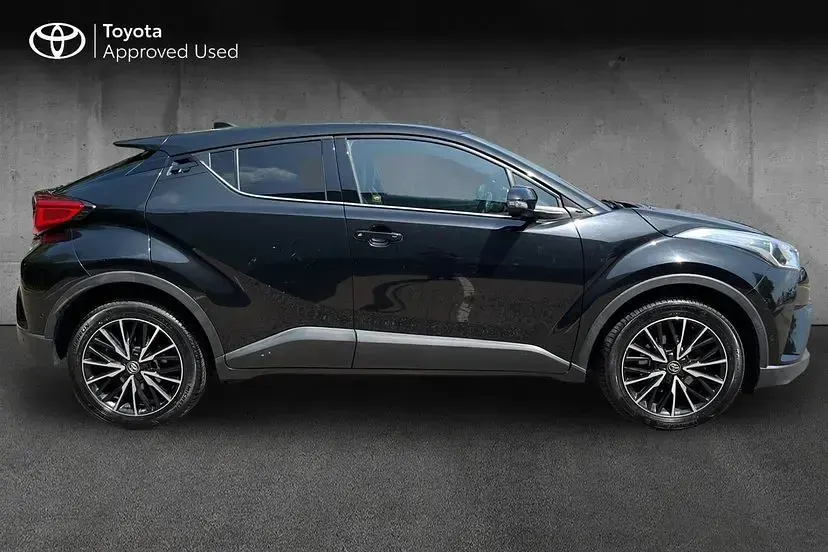 Used Toyota C-HR 115 HP (84 kW) 2017 Black SUV