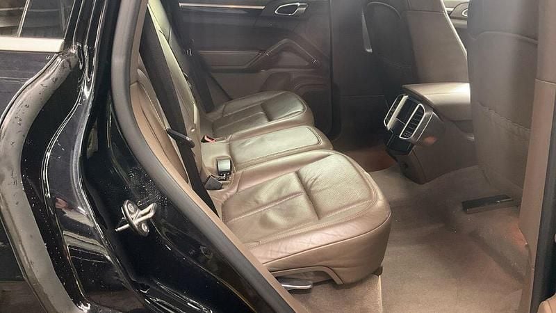 Used Porsche Cayenne Platinum Edition 2014 Black SUV