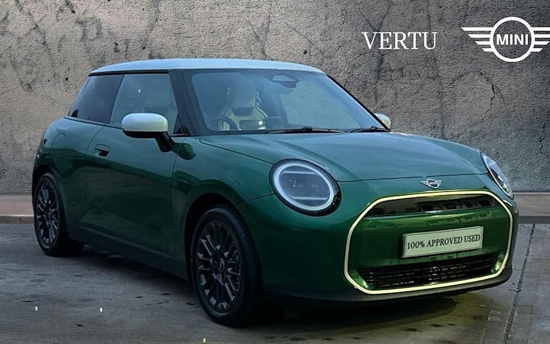 New Mini Cooper Exclusive 135 kW (184 HP) 2025 Green Hatchback