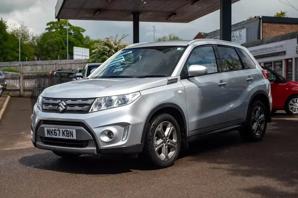 Used Suzuki Vitara SZ-T 120 HP (88 kW) 2017 Silver SUV