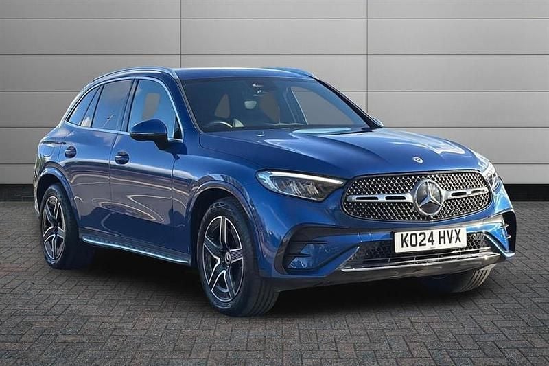 Spectral blue Used 2024 Mercedes 300 AMG line Estate | £37,795 (Super price) - Image 1/4