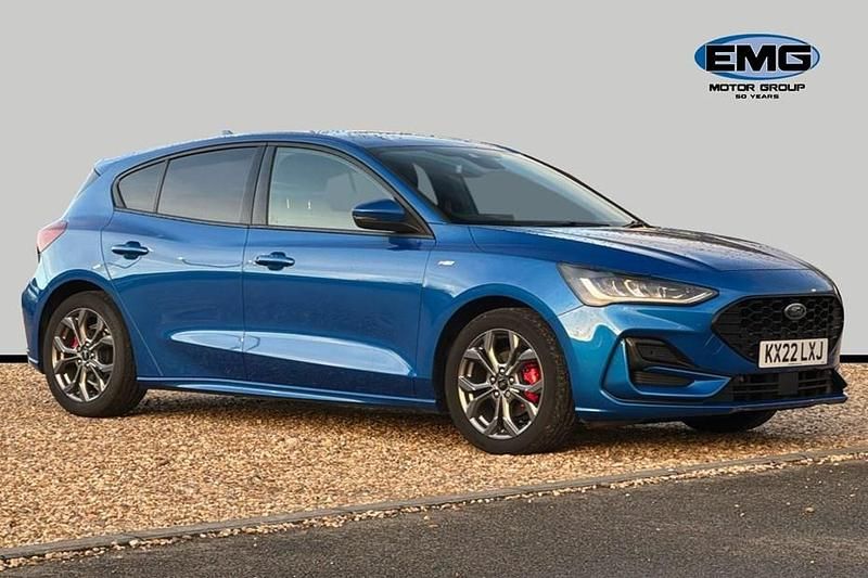 Used Ford Focus ST-Line 155 HP (114 kW) 2022 Blue Hatchback