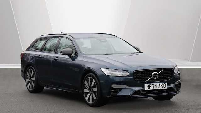 Used Volvo V90 Plus 350 HP (257 kW) 2025 Estate