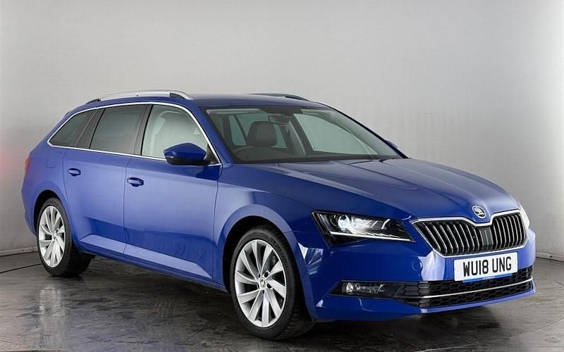 Used Skoda Superb SE L Executive 150 HP (110 kW) 2018 Blue Estate