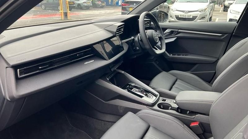 Used Audi A3 e-tron Black Edition 204 HP (150 kW) 2025 Blue Hatchback