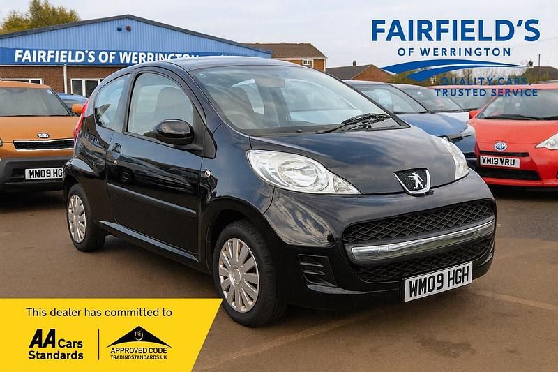 Black Used 2010 Peugeot 107 Hatchback | £4,795 (Fair price) - Image 1/4