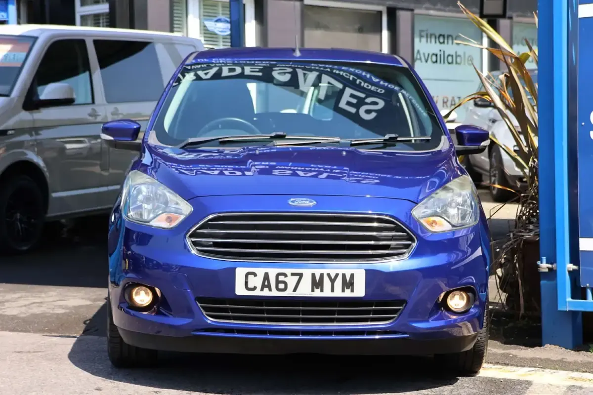 Used Ford Ka Plus Zetec 85 HP (62 kW) 2017 Blue Hatchback