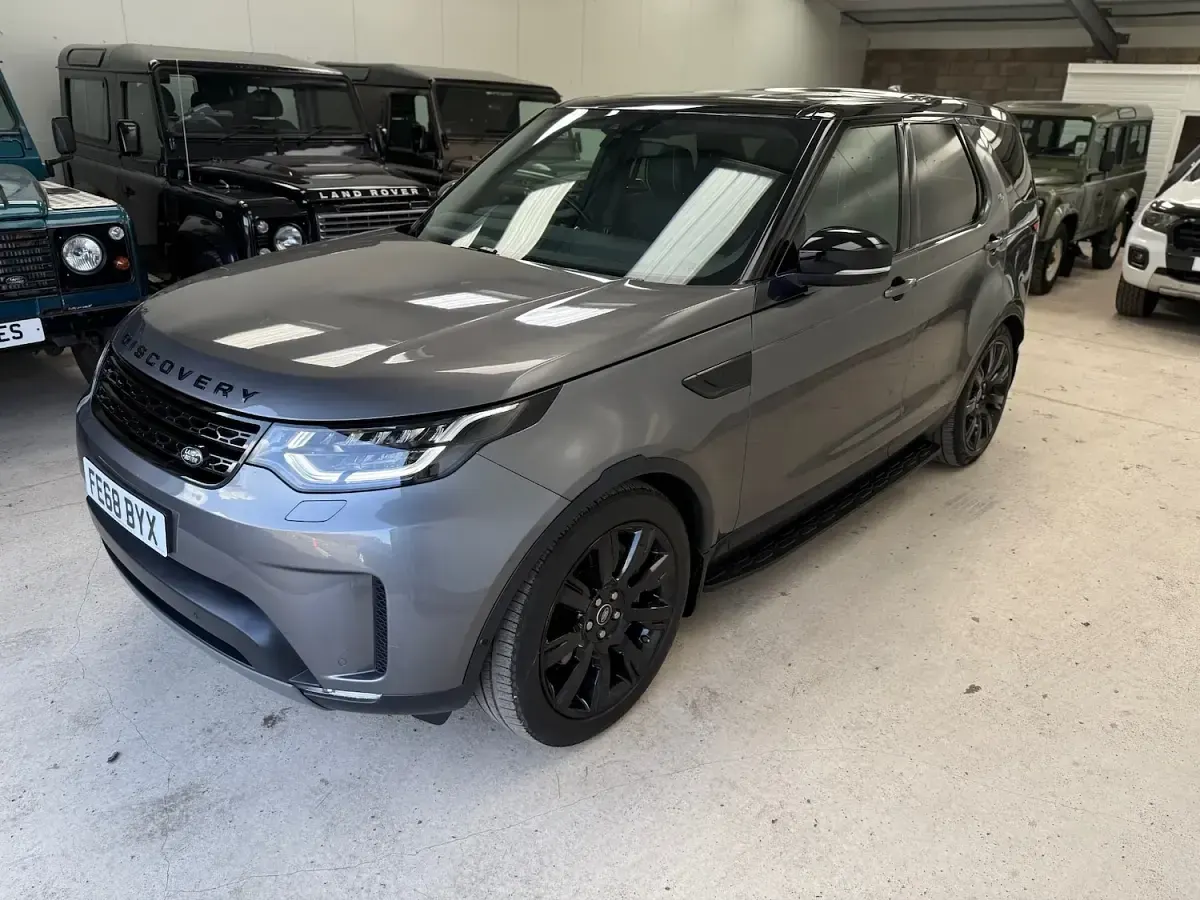 Used Land Rover Discovery HSE 2018 Grey SUV